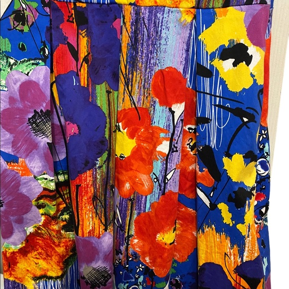 She’s in great condition very beautiful! Size 12
Spense brand - Picture 3 of 5